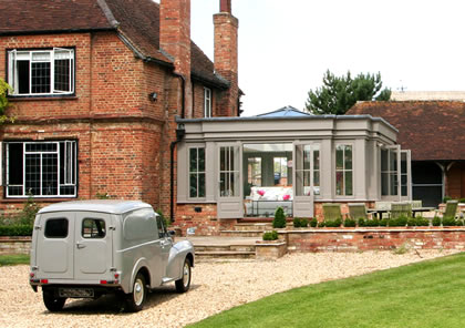 Listed building with Orangery in Buckinghamshire, London